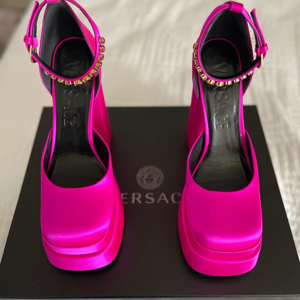 Versace Pumps